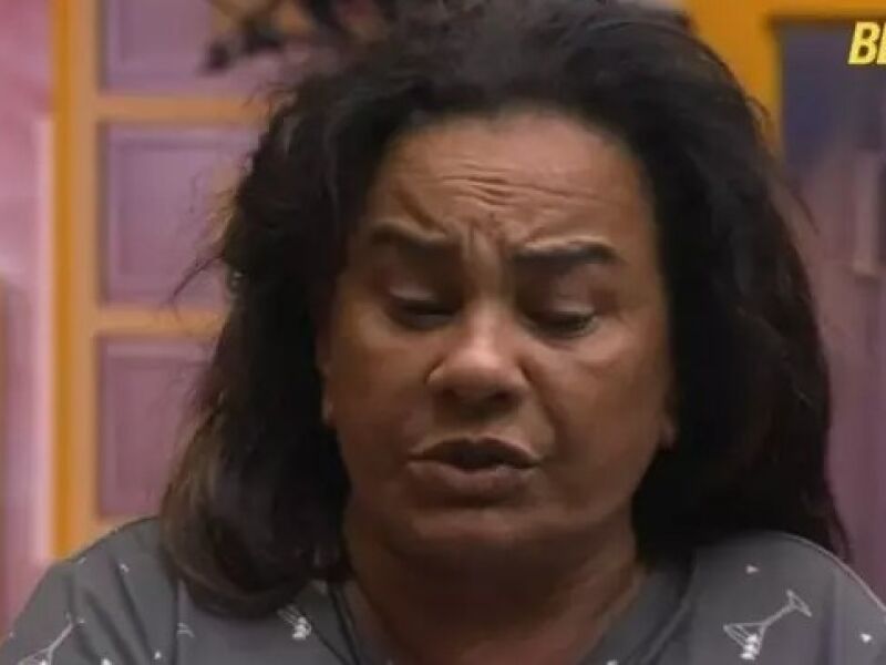 FontannaTo44075's tweet photo. @JuniorOlvr50 @xzlznnt @estagiodoitau Realidade: Bob Sinclar e Henri Castelli deitando pra Ana Paula enquanto a atriz de um personagem relevante só vai voltar pro ostracismo e ter só a companhia do Beiçola https://t.co/xpVp1Pfzjm