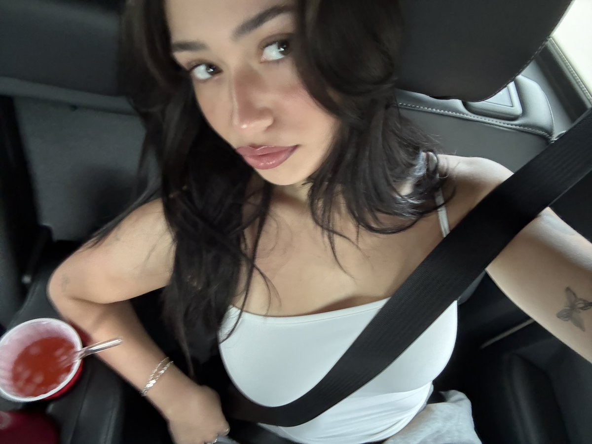 thursd6y's tweet image. maining these bc i #can