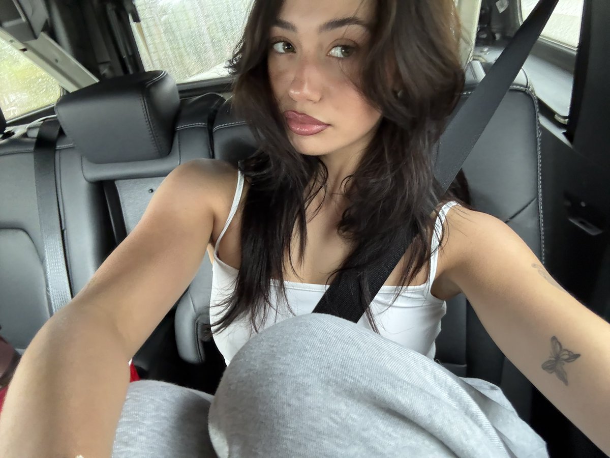 thursd6y's tweet image. maining these bc i #can