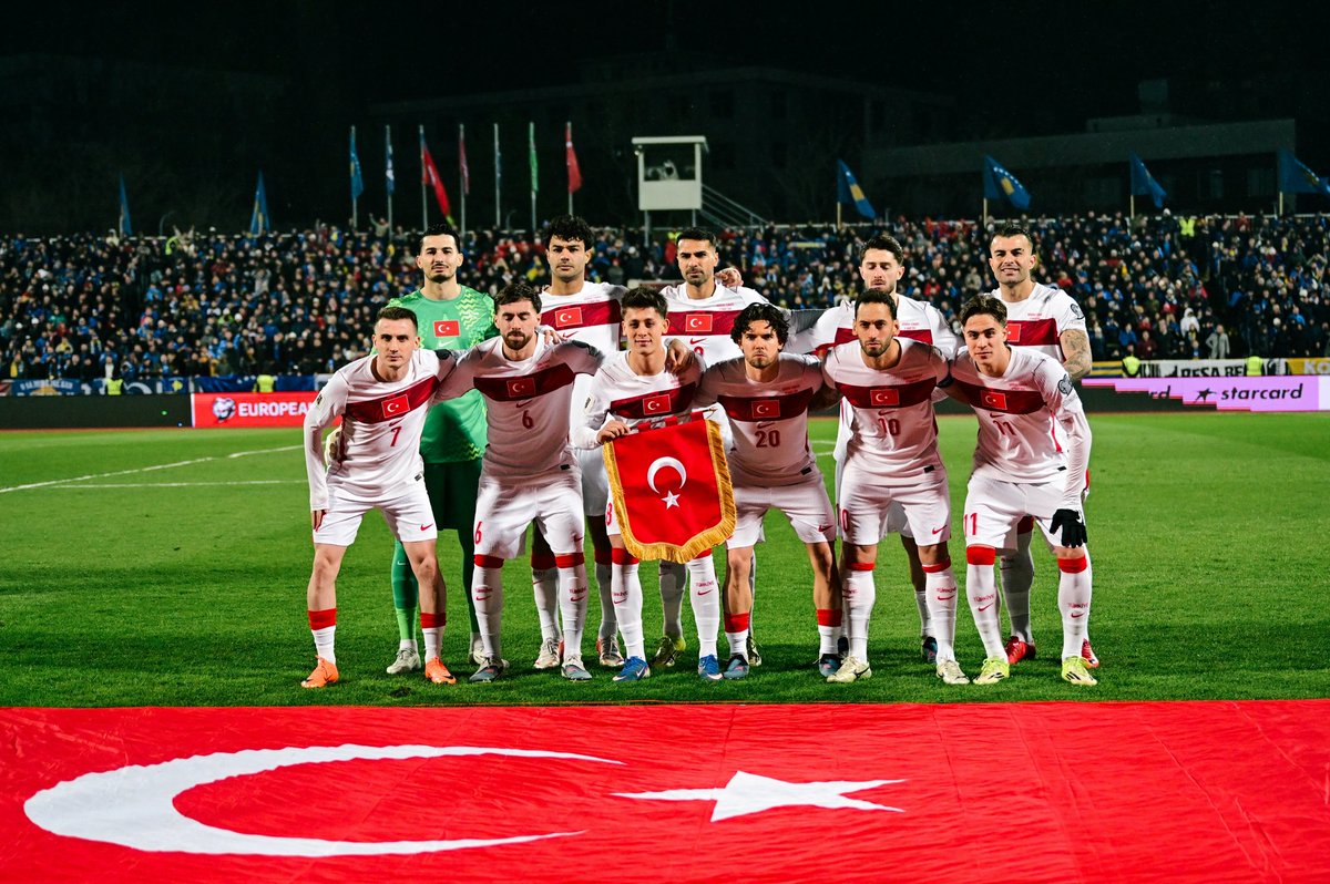 Samsunspor's tweet photo. 24 YIL SONRA DÜNYA KUPASI’NDAYIZ! 🌎🏆

TEBRİKLER BİZİM ÇOCUKLAR! 🇹🇷👏

#BizimÇocuklar https://t.co/FQLaHuCSZ9