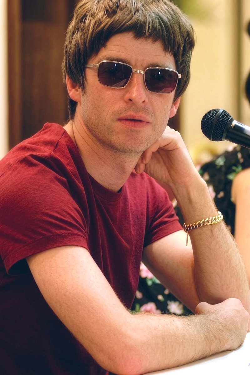 E v e l l y n ✨ tweet media