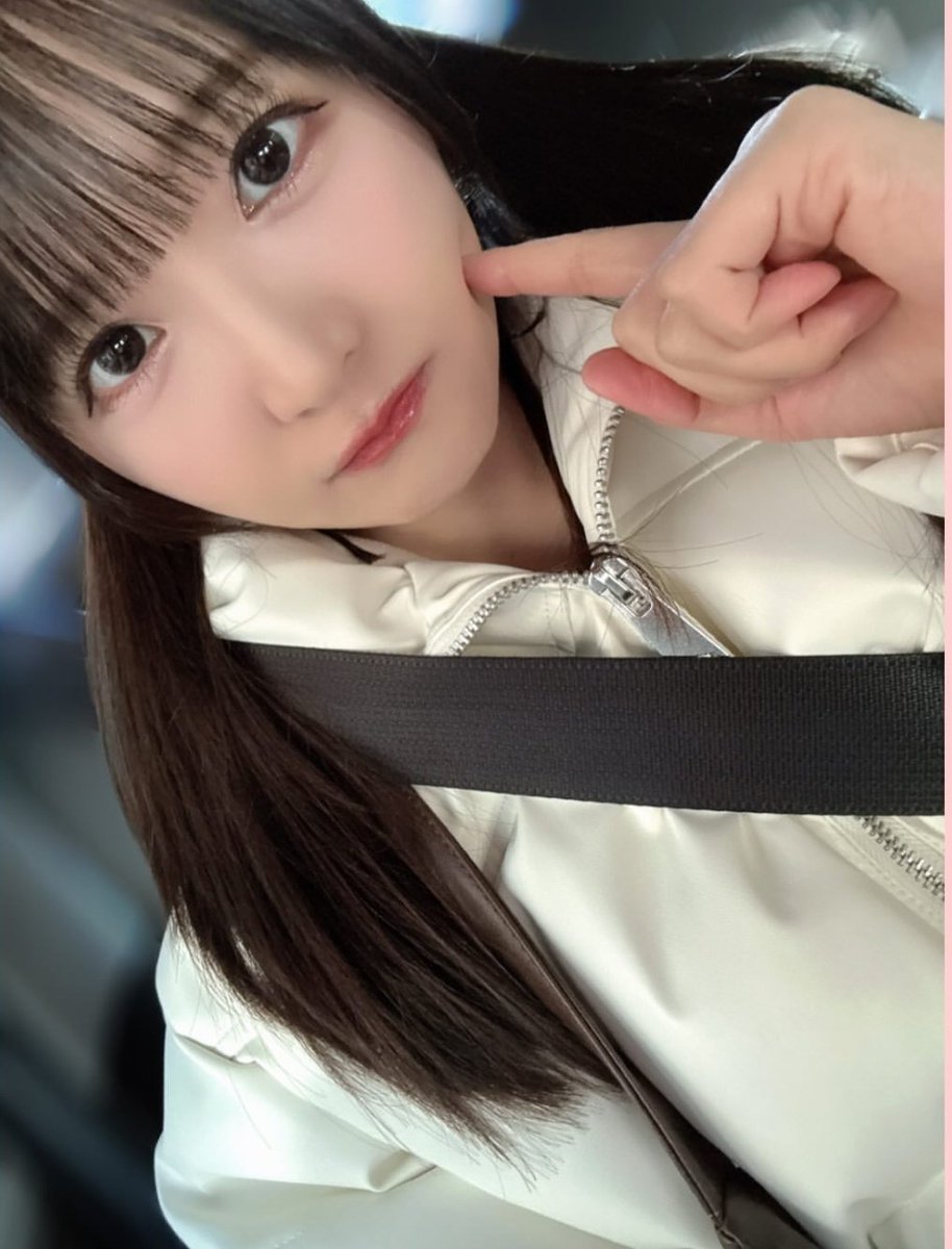 hinatariomana46's tweet photo. おはようございまなふぃ！

今日から2026年度のスタート！
それから私の新しい仕事もスタート！

心機一転
謙虚な姿勢を忘れず誠実に目の前の
業務に取り組むのみです！

まなふぃの頑張りをみて力を貰ってるので自分も頑張ります！

今年度もよろしくお願いします！ https://t.co/aK7rhli8jz