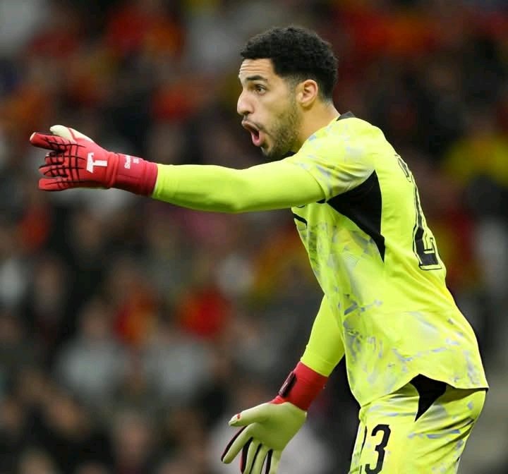 🦅Hiyam🦅 tweet media