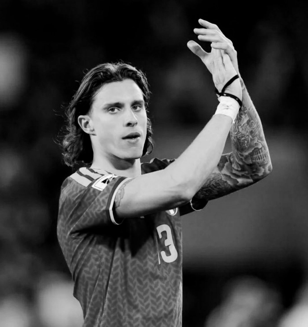 عزيز tweet media