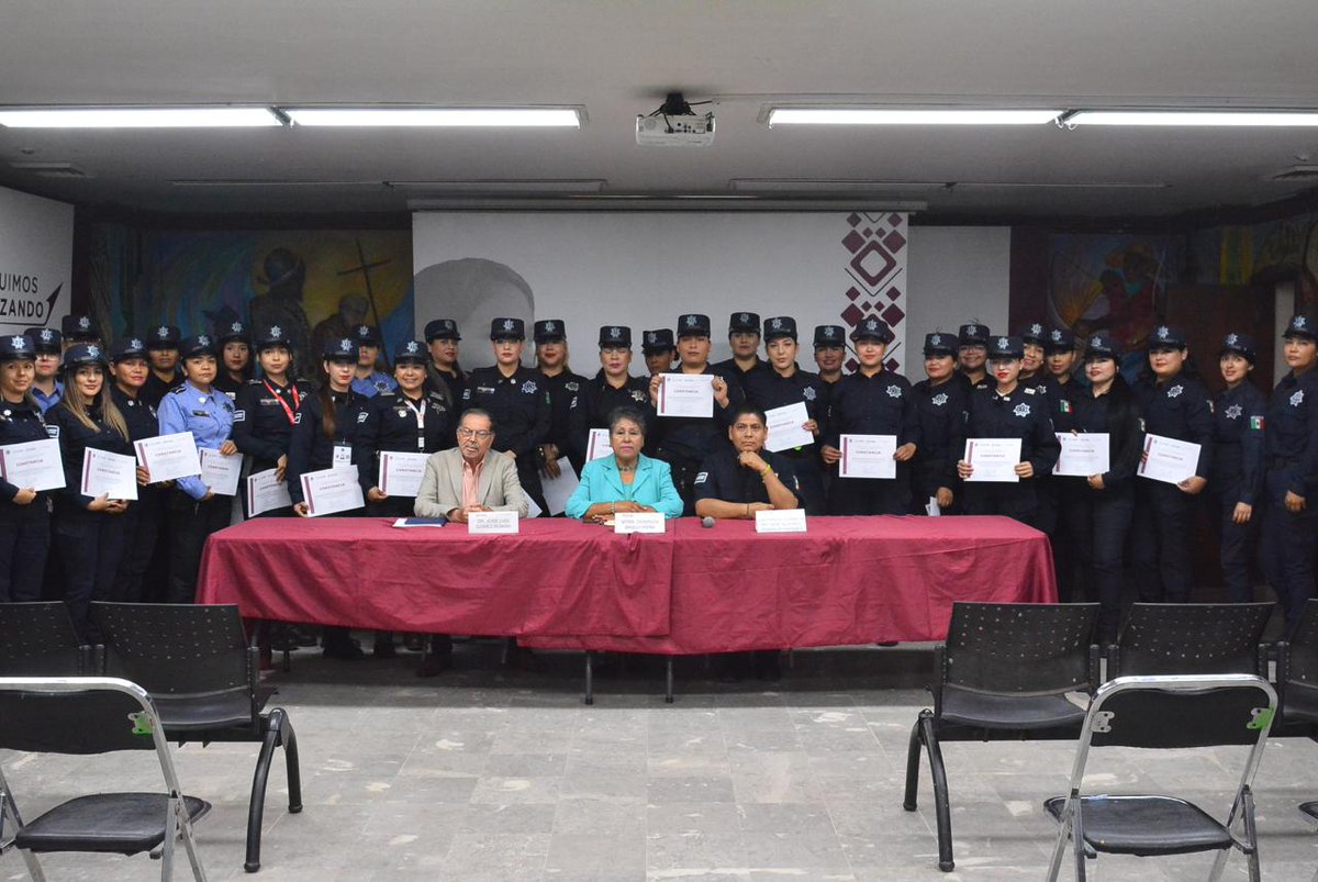 Concluyó el taller “Mujeres policías: inclusión para mejorar la seguridad”, dirigido a elementos femeninos de la <a href="/ssp_cajeme/">Seguridad Pública de Cajeme</a> impartido por la Secretaría de las Mujeres
🔗laextraob.com/concluye-talle…