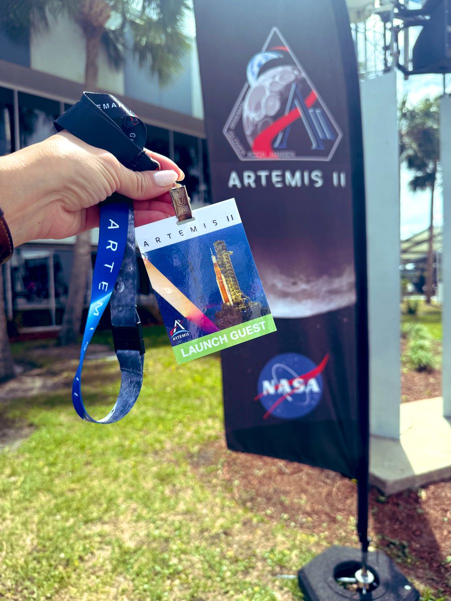 Rebecca Perrotto tweet media