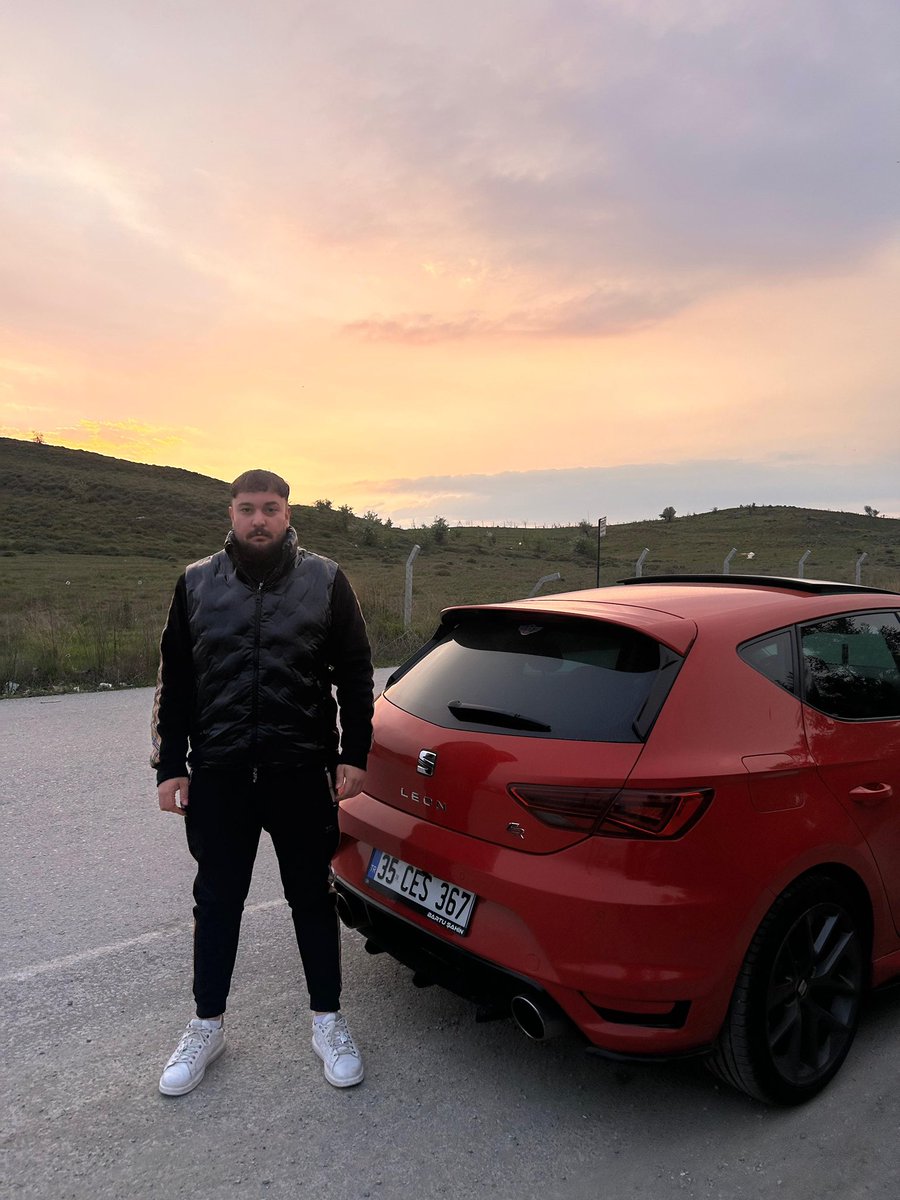bbartusahiin's tweet photo. Ormanımızdan selamlar🦅 https://t.co/EUdeE34u3H