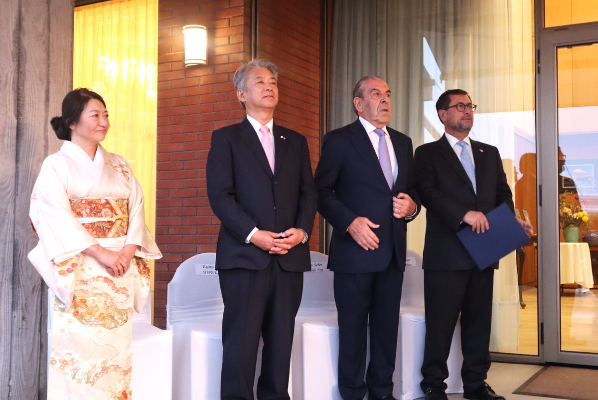 Embajada del Japón en Chile tweet media