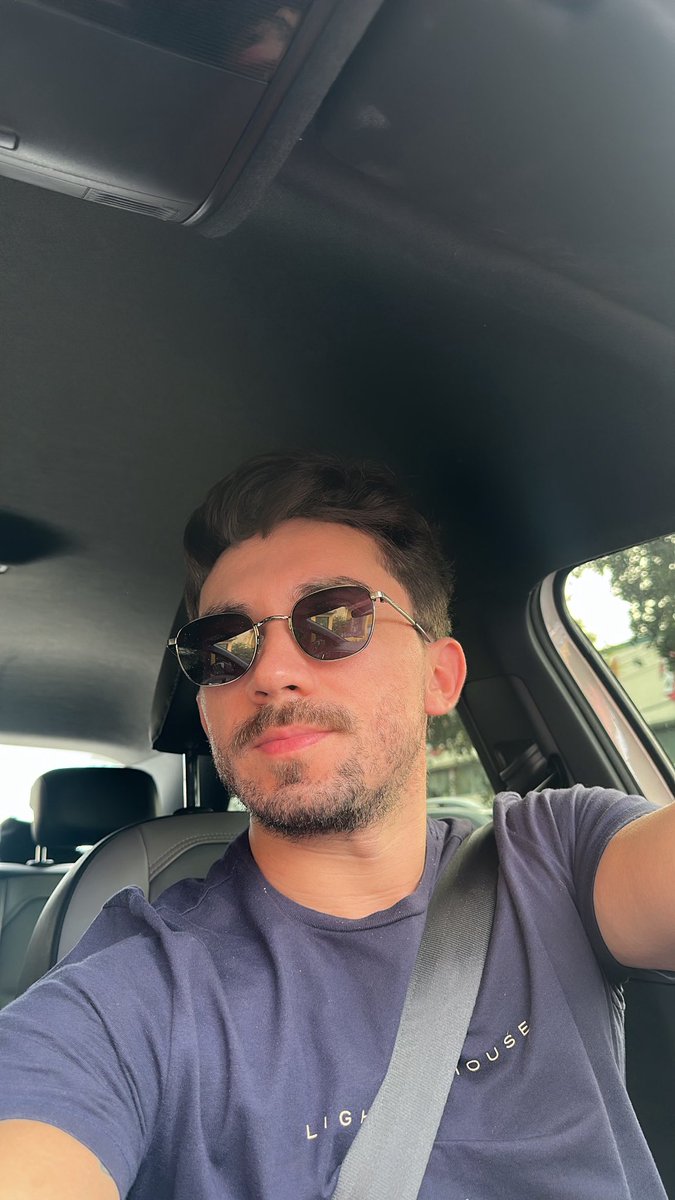 Leandro Mike Ross tweet media