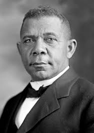 URDailyHistory's tweet image. 5 April 1856: American #educator and advisor to multiple presidents Booker T. #Washington is born in Hale's Ford, Virginia. Interestingly, he was the first African-American on a U.S. stamp. #firsts #History #OTD #HappyBirthday #ad amzn.to/2V6jZj0