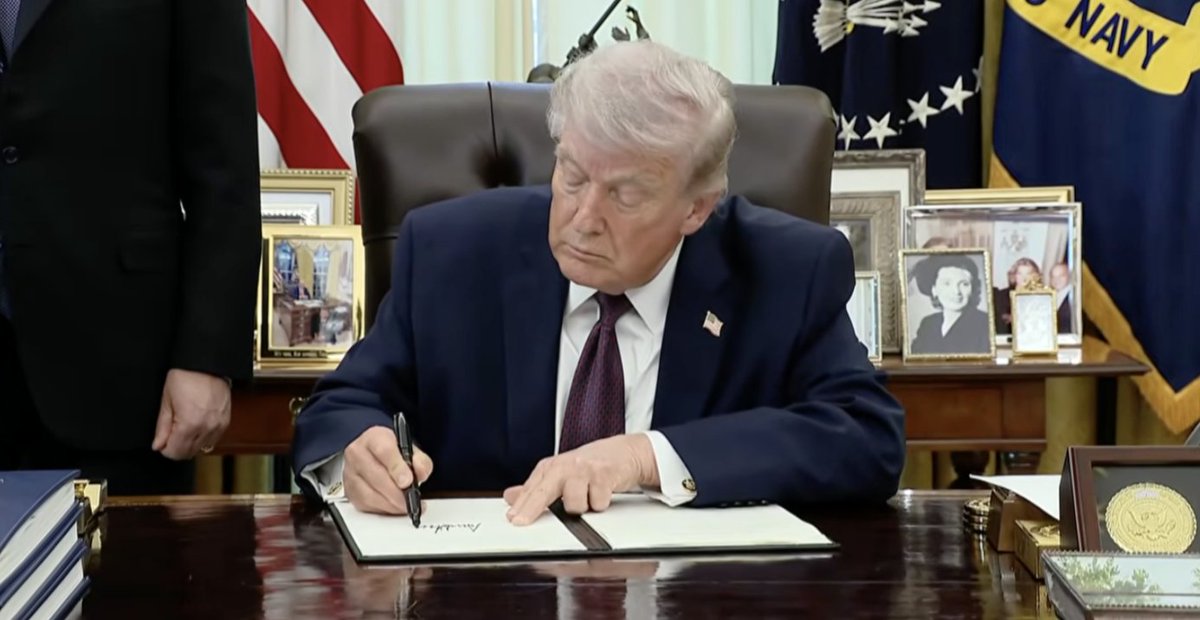 Democracy Docket tweet media