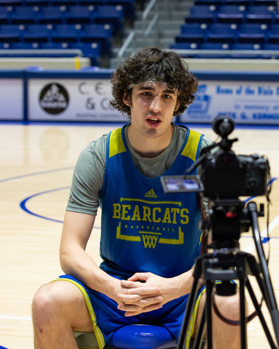 Lander University tweet media