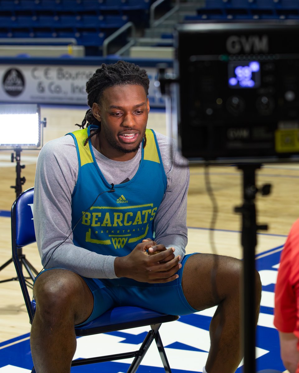 Lander University tweet media