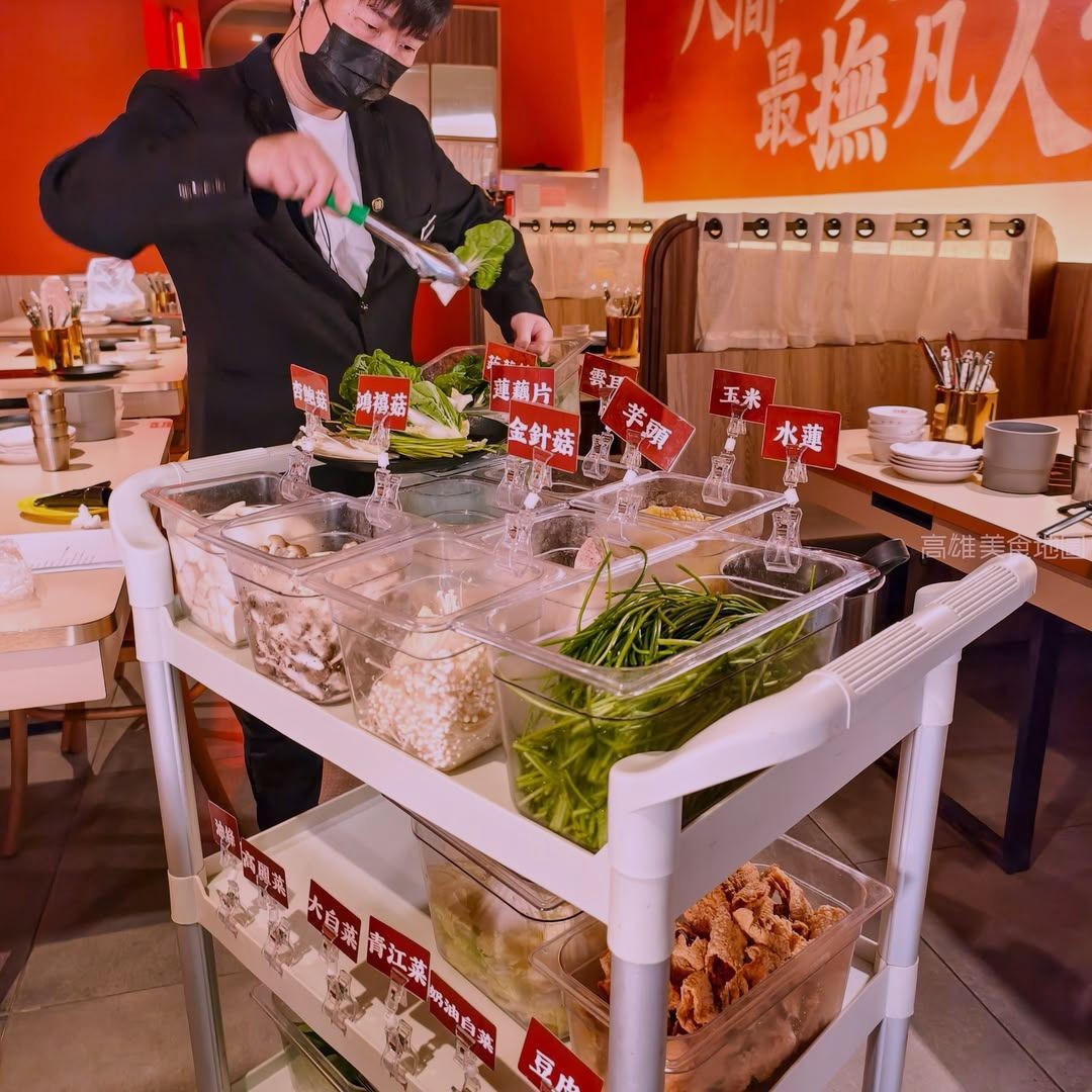 Rene95037's tweet photo. If you're in need of comfort today, treat yourself to a serving of braised pork rice—it's an utterly satisfying indulgence. https://t.co/W1NlpVONHJ