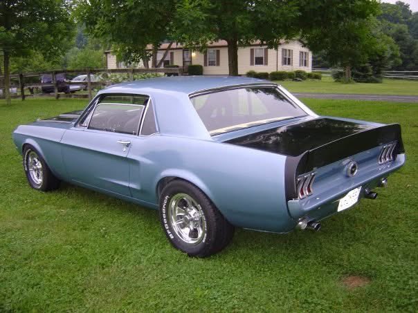 Wilsonic6's tweet photo. @MustangGT289 Wow, I had a similar 1967 coupe with a front lip and Shelby hood. I had put on 1968 quarter panels for a cleaner look. I gave it a firm suspension and took it to an autocross! Sadly the car perished in a garage fire in 2006. Be safe around gasoline! Take good care of yours! https://t.co/DeeECQDrQz