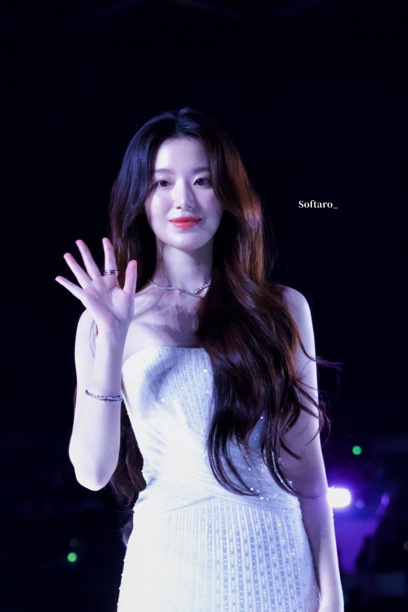 Softaro_ tweet media