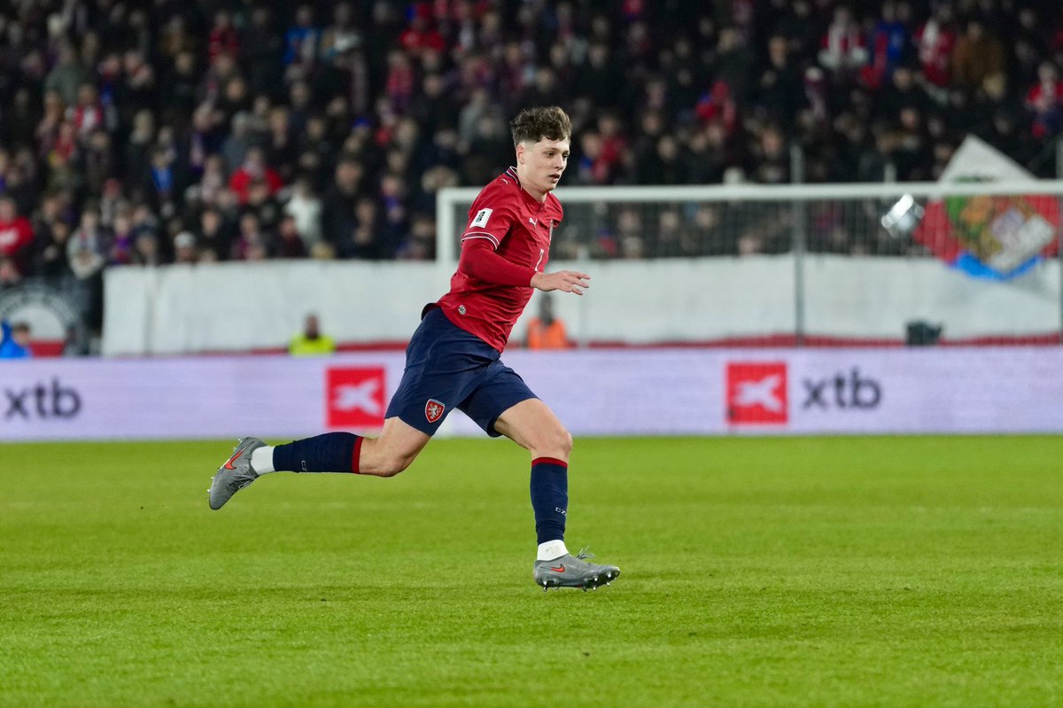 La Preum’ tweet media