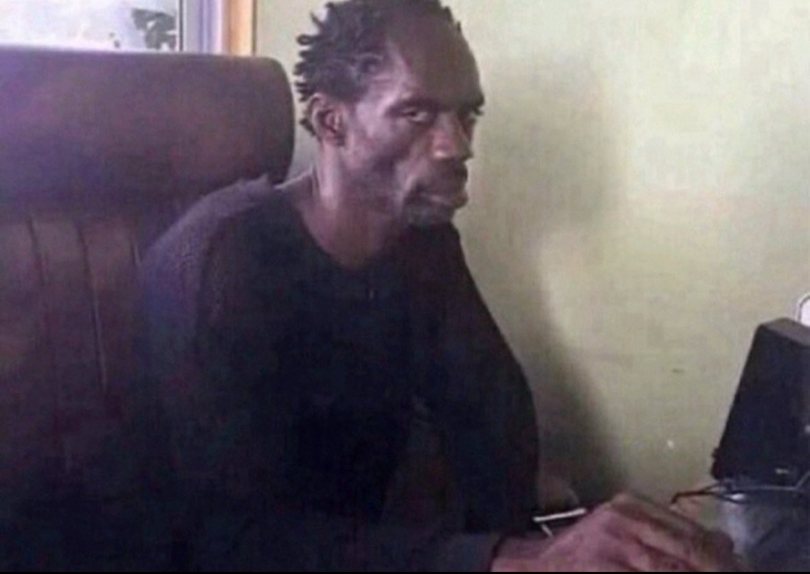 john snow tweet media