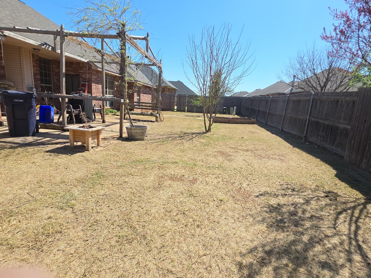 tree_ramos's tweet photo. 🌿 Ramos Landscaping LLC — Expert Tree &amp; Landscape Services ✨
🌱 Tree Cutting &amp; Removal | 🛠️ Fence &amp; Pavers Installation
☎️ Call: 405-400-3095
✉️ Email: esvin123ramos@gmail.com

#TreeCutting #FenceInstallation #PaversInstallation #TreeRemoval #LandscapingDesign https://t.co/0v9paQLjFk