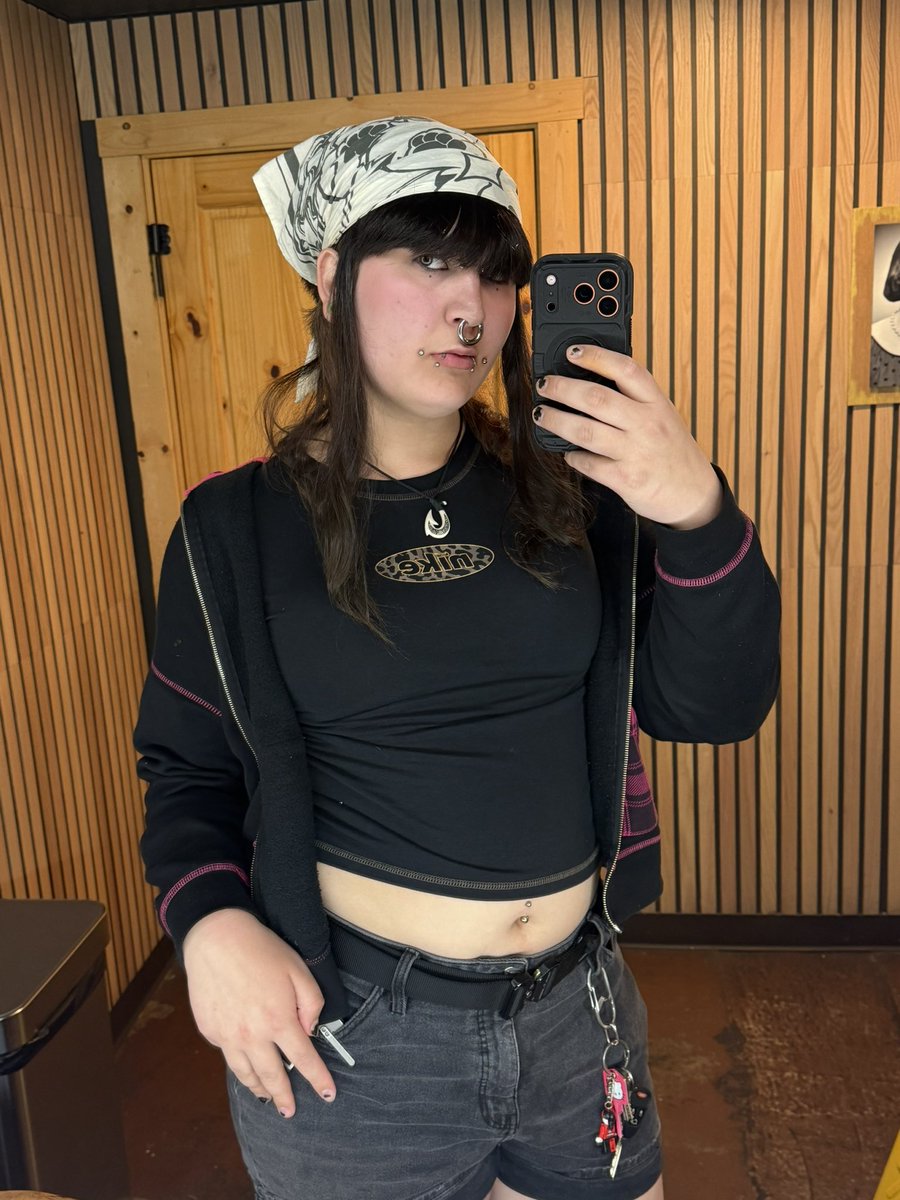 ushiko-⃝⃤🔜 Anthrocon tweet media