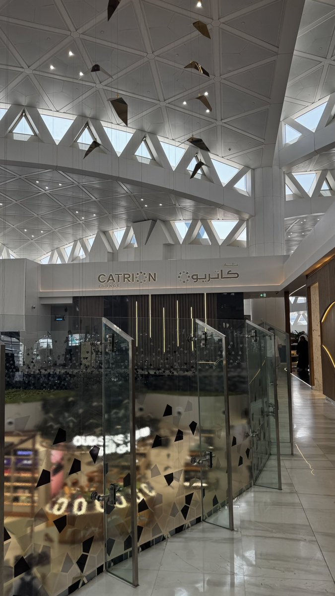 AZIZ 💳 tweet media