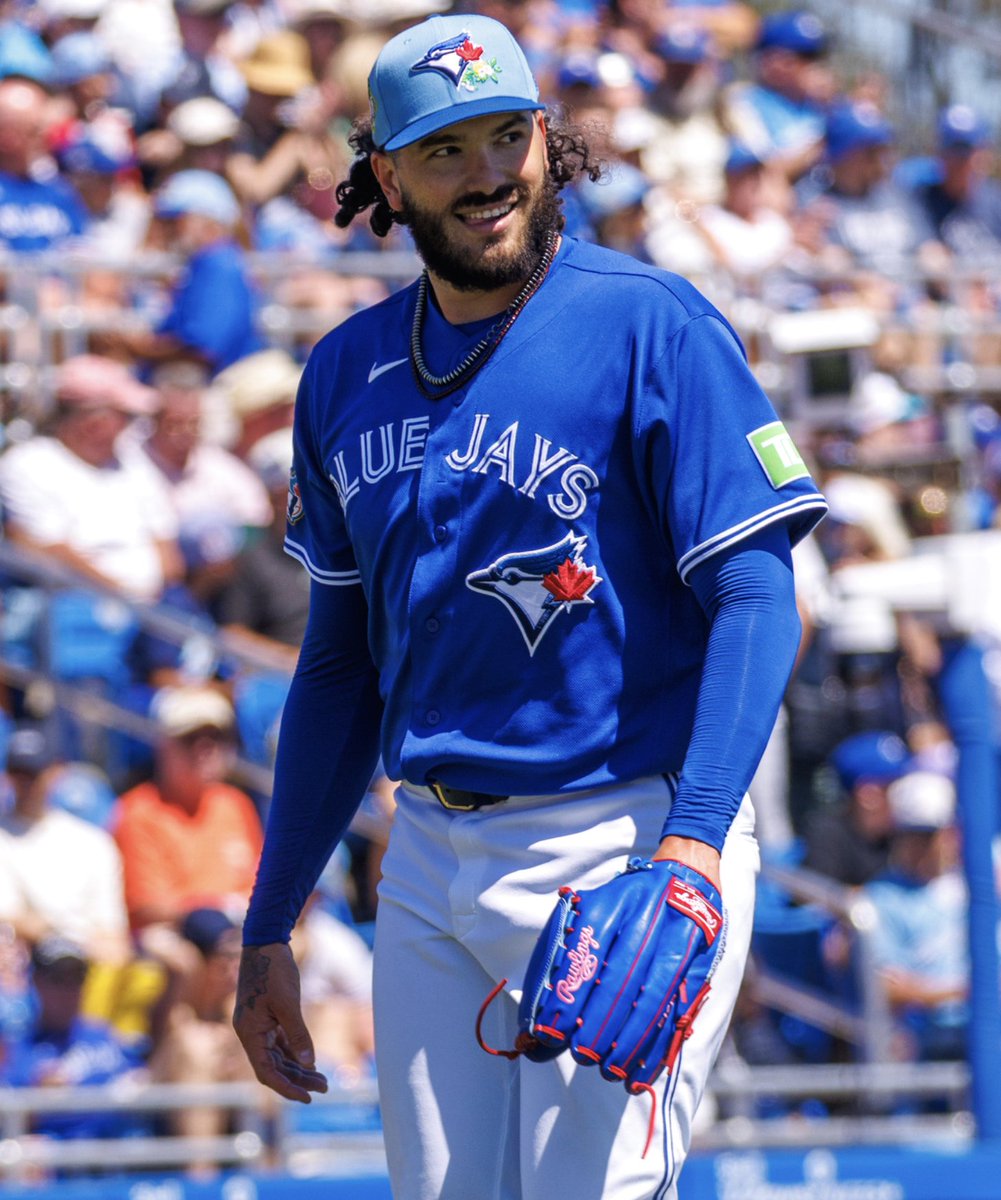 MLB a lo Mexicano tweet media