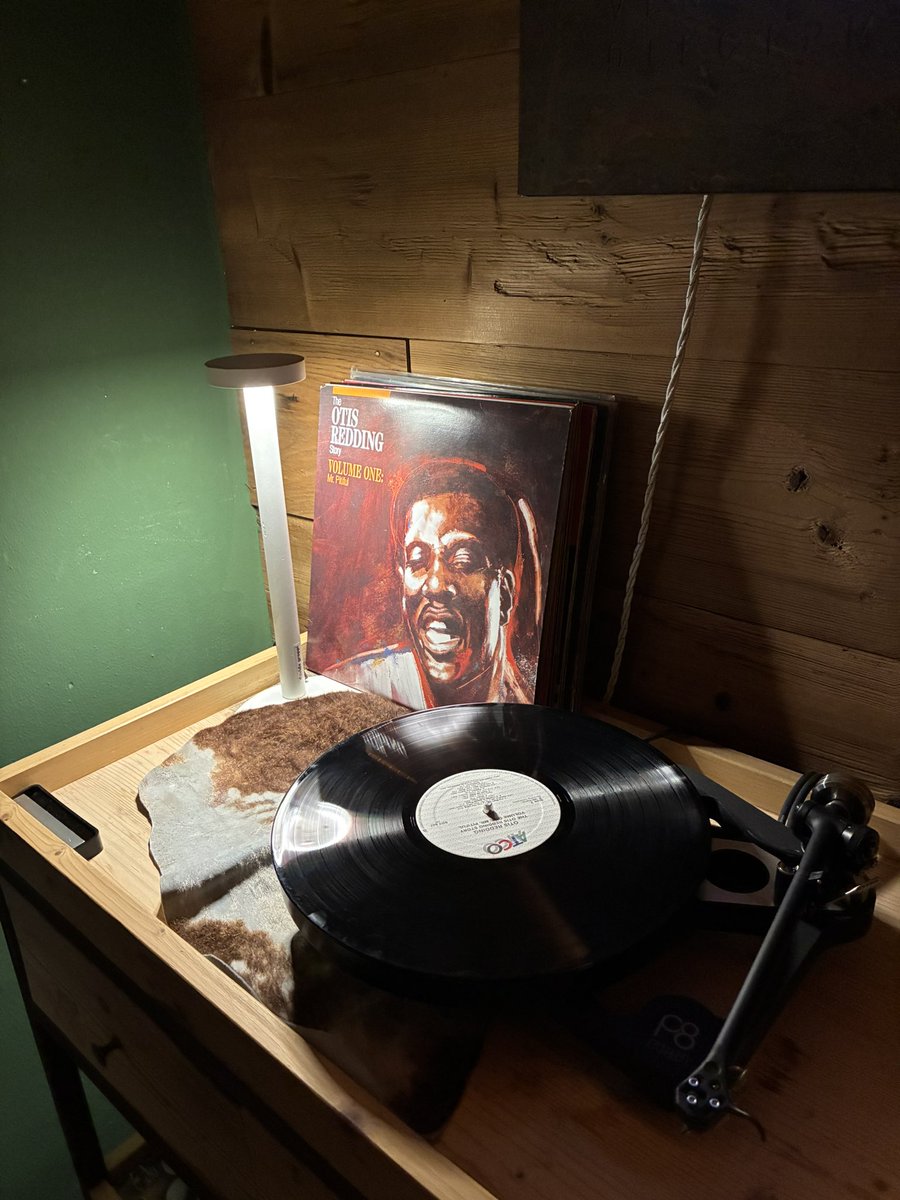 Mercedes tweet media