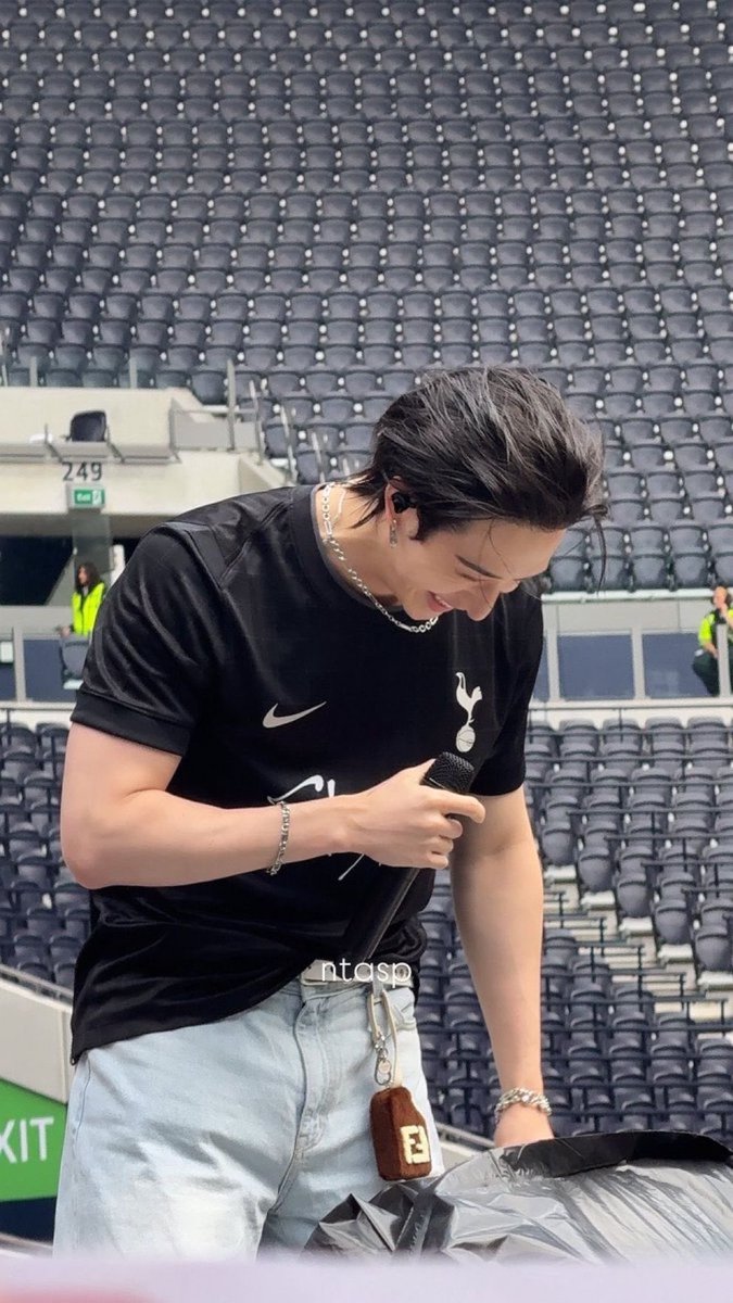 lolo 🐺 ྀིྀི tweet media