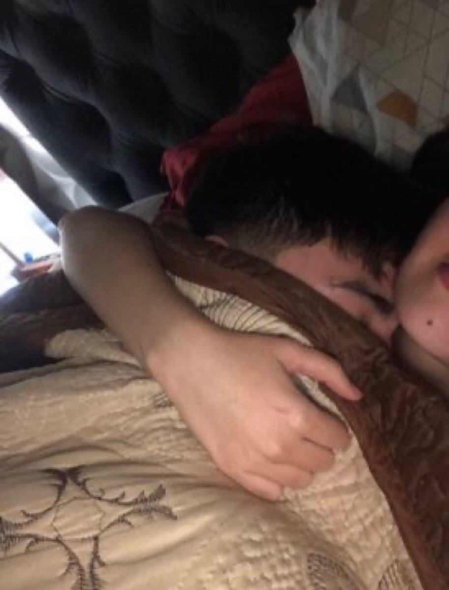 henriqez tweet media