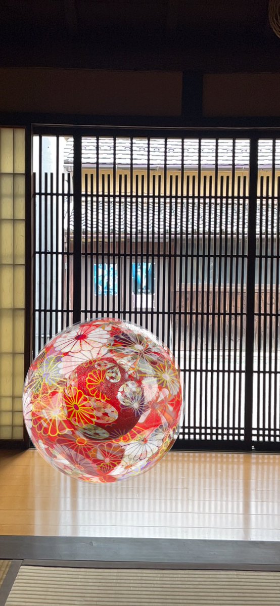 ReDesign01 tweet media