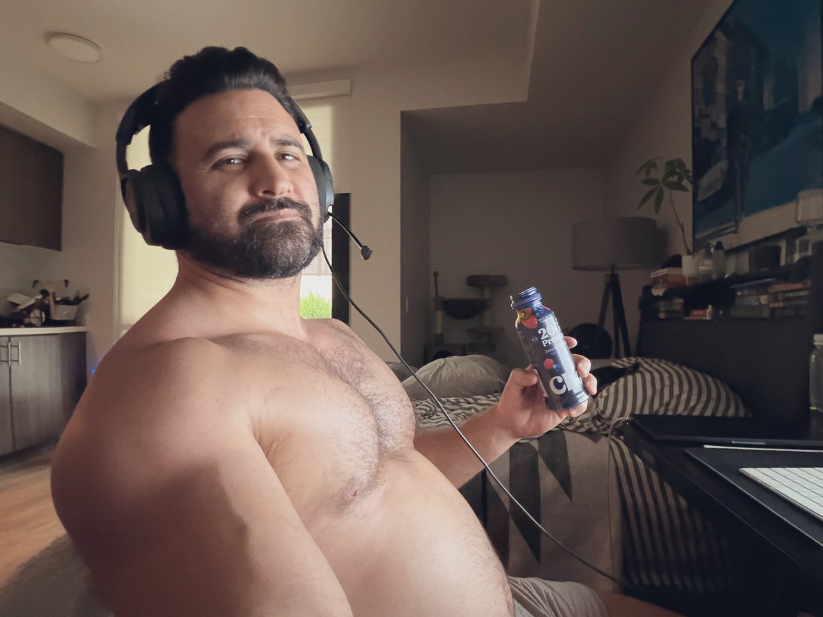 Oh.Chris.Gee tweet media