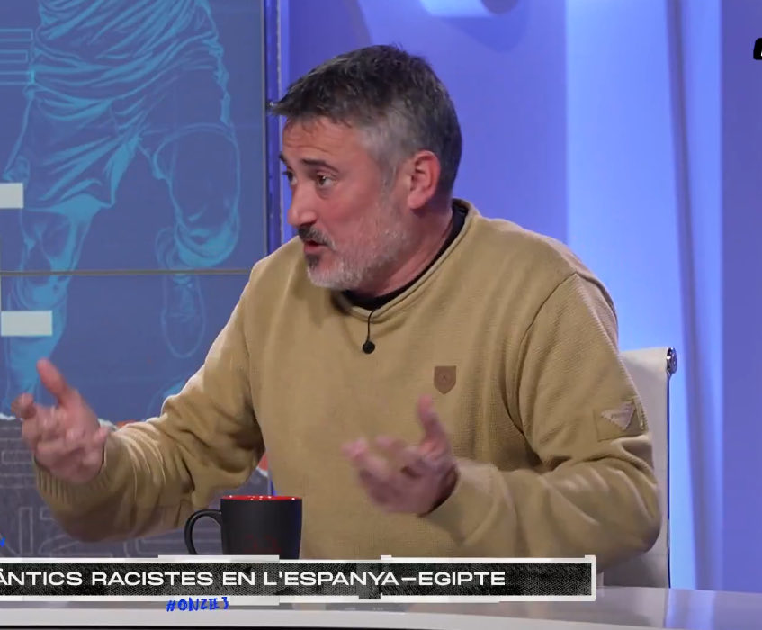 FCB World tweet media