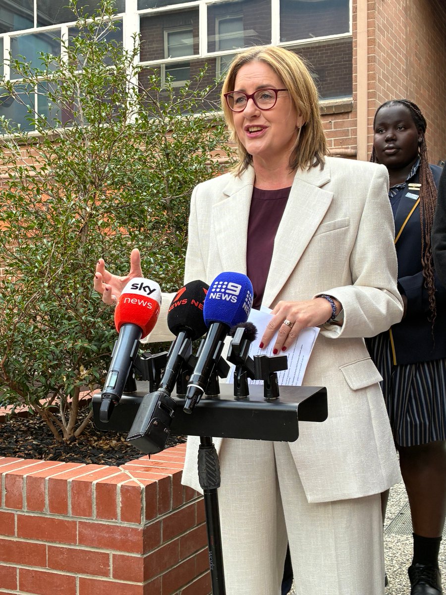 Heidi Murphy tweet media