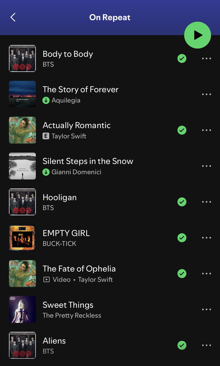 Luisina ✶ ☾⋆ tweet media