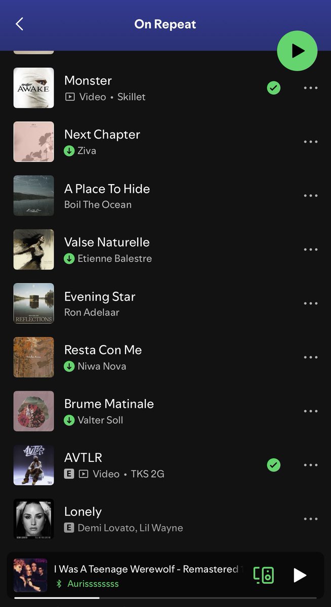 Luisina ✶ ☾⋆ tweet media