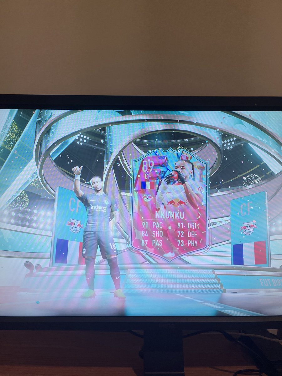 WastefulBlimp tweet media