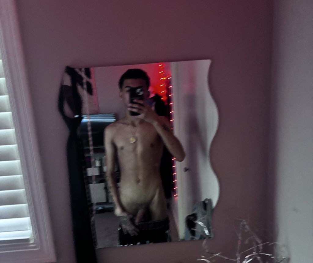 ⭐️AIDEN⭐️ tweet media