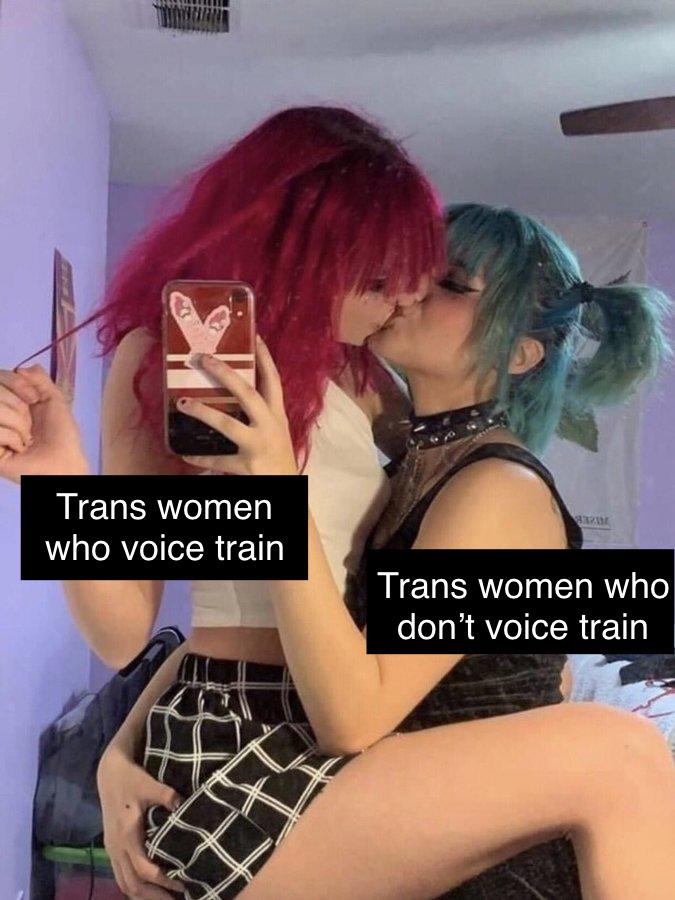 WillowTheFoxΘΔ🏳️‍⚧️🐾Pawbz are cute!🐾 tweet media