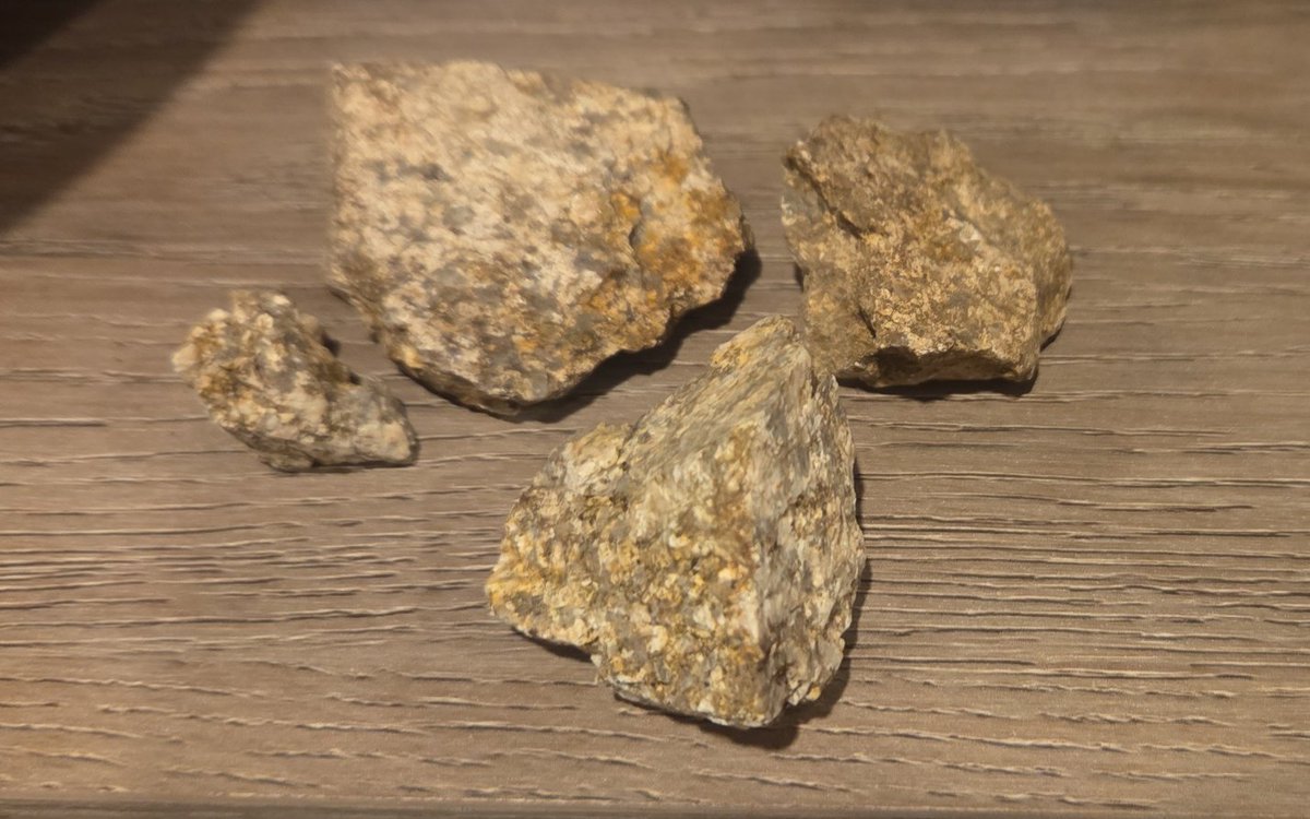 Olli399's tweet photo. @wonderparlour I keep a few pieces of stone on my shelf from the top of the viewpoint at the end of the Shimanami Kaido in return 😄. https://t.co/WkLo2G0hqx