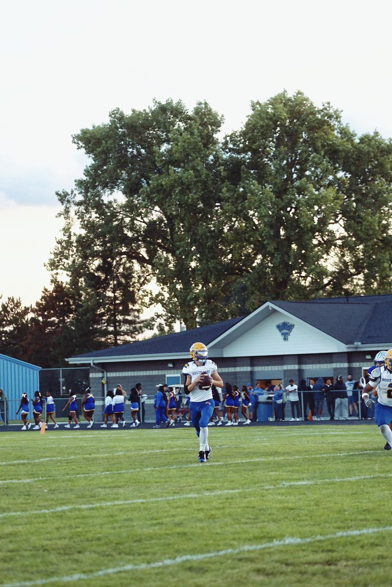 Noah Alekov-Pich (6’4 175 lbs 2026 QB) ☦️ tweet media