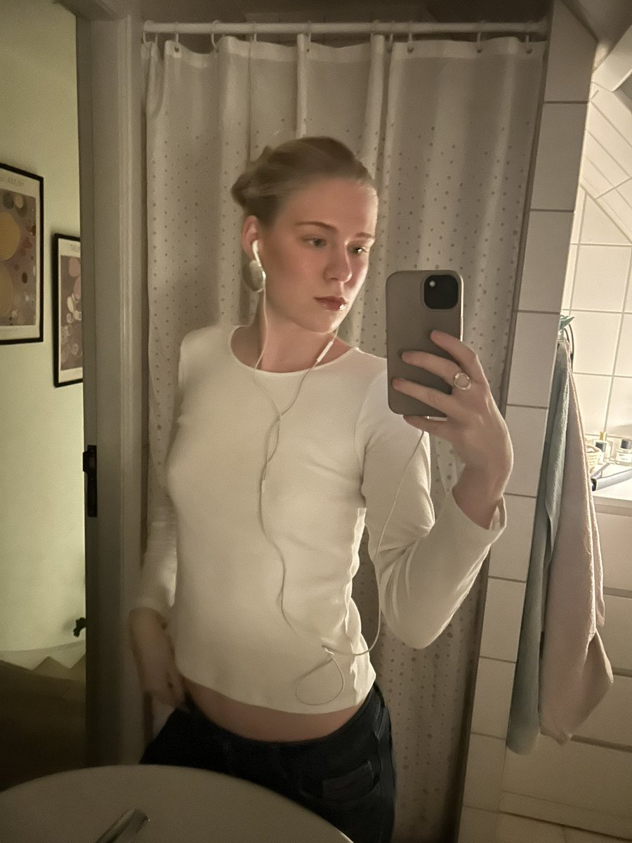 emma 💖 tweet media