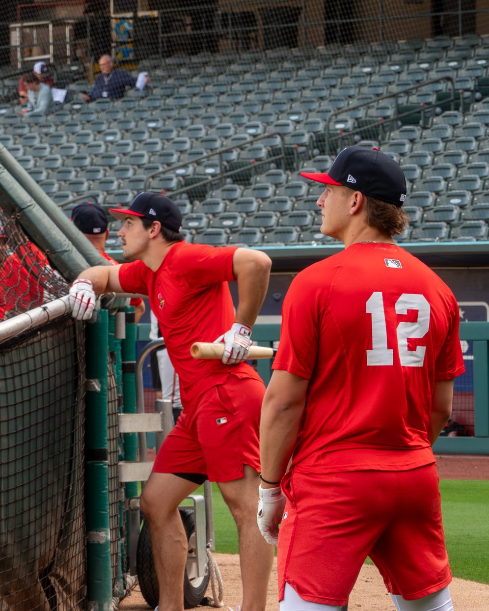 memphisredbirds's tweet image. Getting loose, getting ready 👀
See you in two hours.

#GoBirds