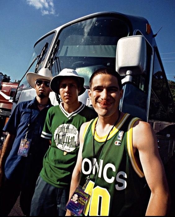 TNSTAAFL tweet media