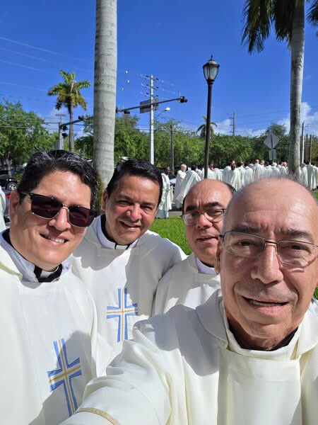 Edwing Román tweet media