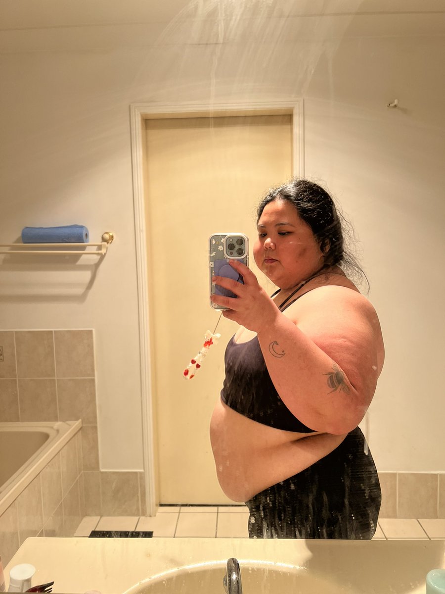 Reen 🐝 tweet media