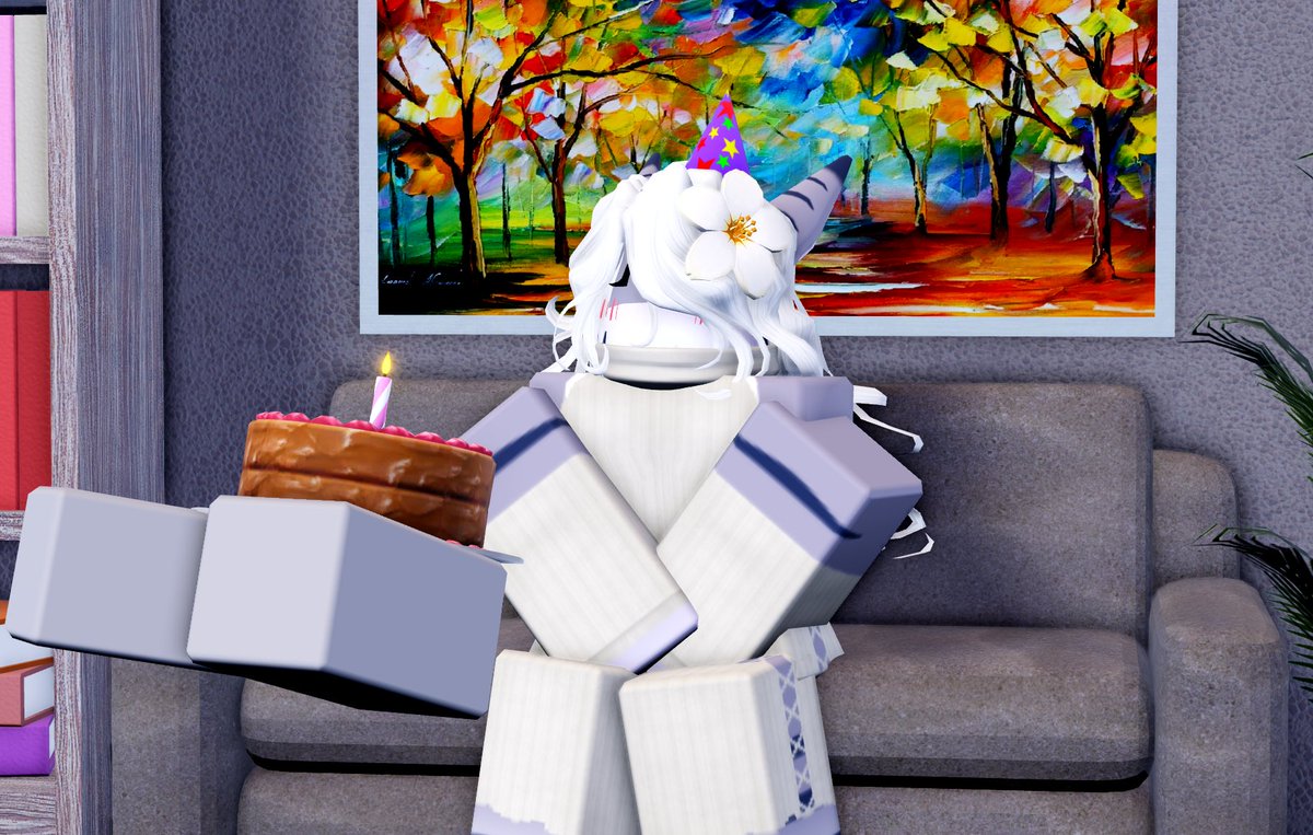 Summer (birthday today!!!!) tweet media