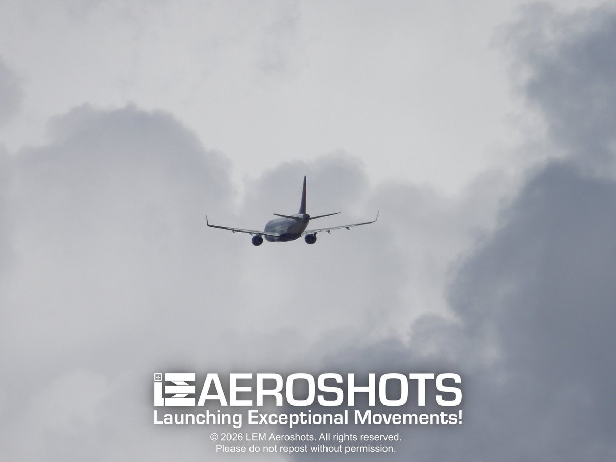 LEMAeroshots's tweet photo. Clouds, clear skies, and more clouds! -LEM ☁️☀️☁️

✈️ @Delta Connection @Embraer ERJ-175 🤝 @RepublicAirways 🌐 @SkyTeam 🎨 Onward &amp; Upward Livery 🔢 #N228JQ 📍 DCA (@Reagan_Airport) 🛫 Runway 1 🗓️ April 4, 2024 📸 @Kodak @KodakPIXPRO AZ528

#FlyReagan #Delta #RepublicAirways https://t.co/fUQqTqlOQP