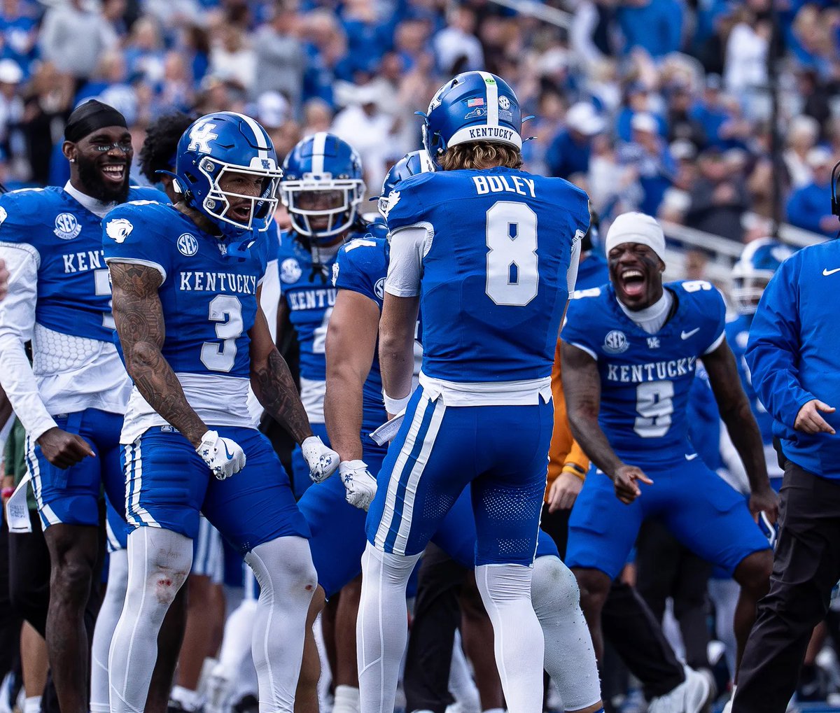 Ezarian Fields tweet media