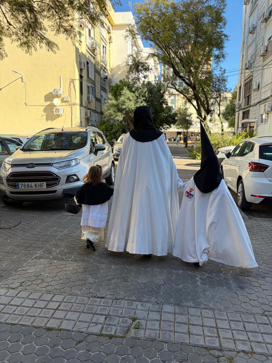 Sevillano EnLacoru tweet media