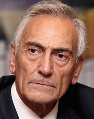 Esercito di Cruciani tweet media